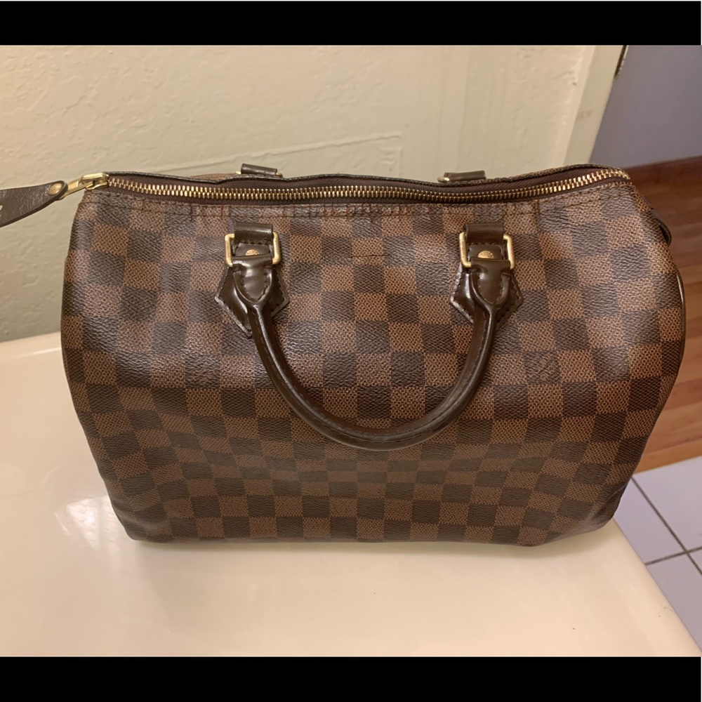 LOUIS VUITTON PURSE